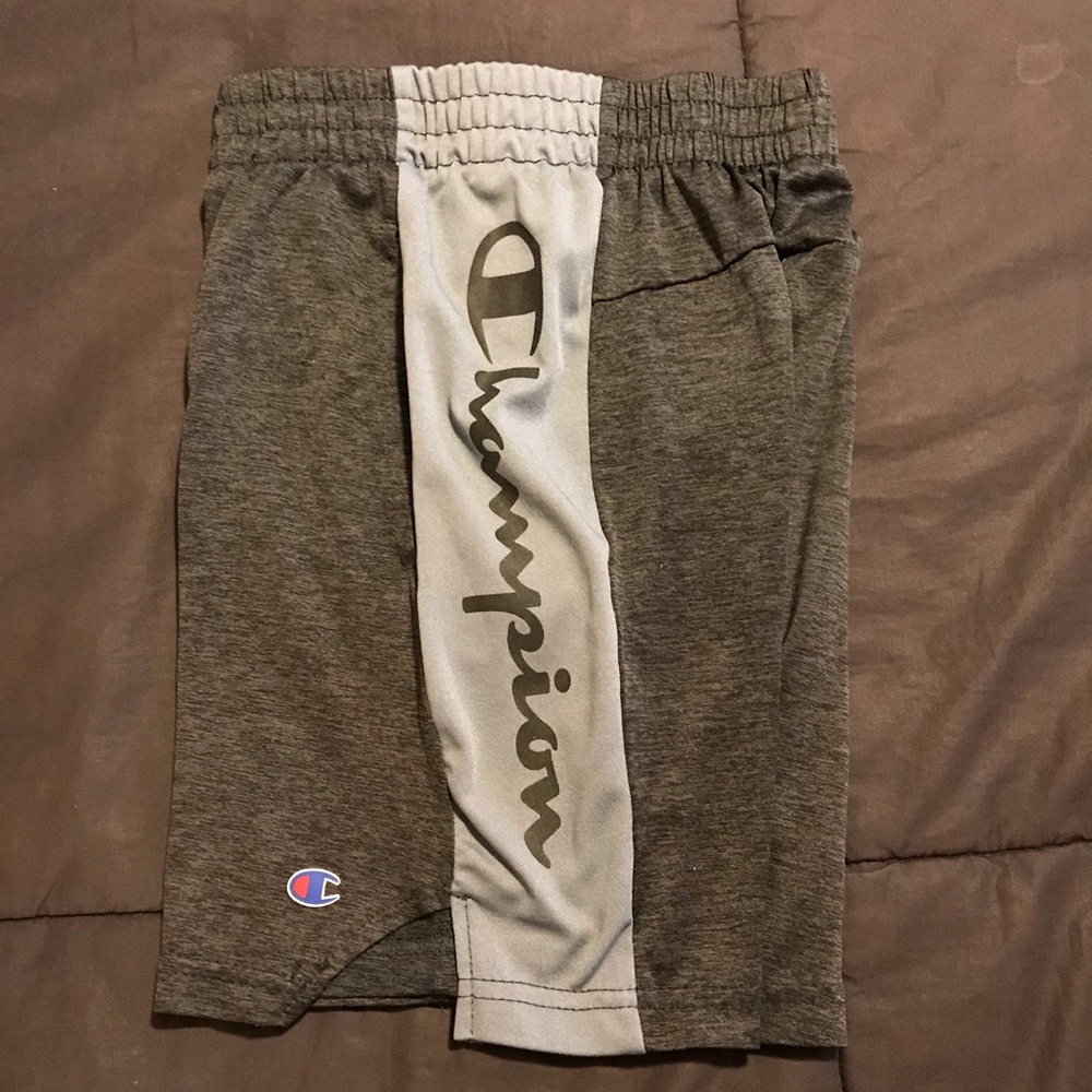 Boys Champion Shorts Black & Gray Size 7/8 - Picture 13 of 14